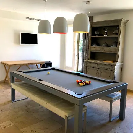 Saint Tropez Le Chant Des Oliviers